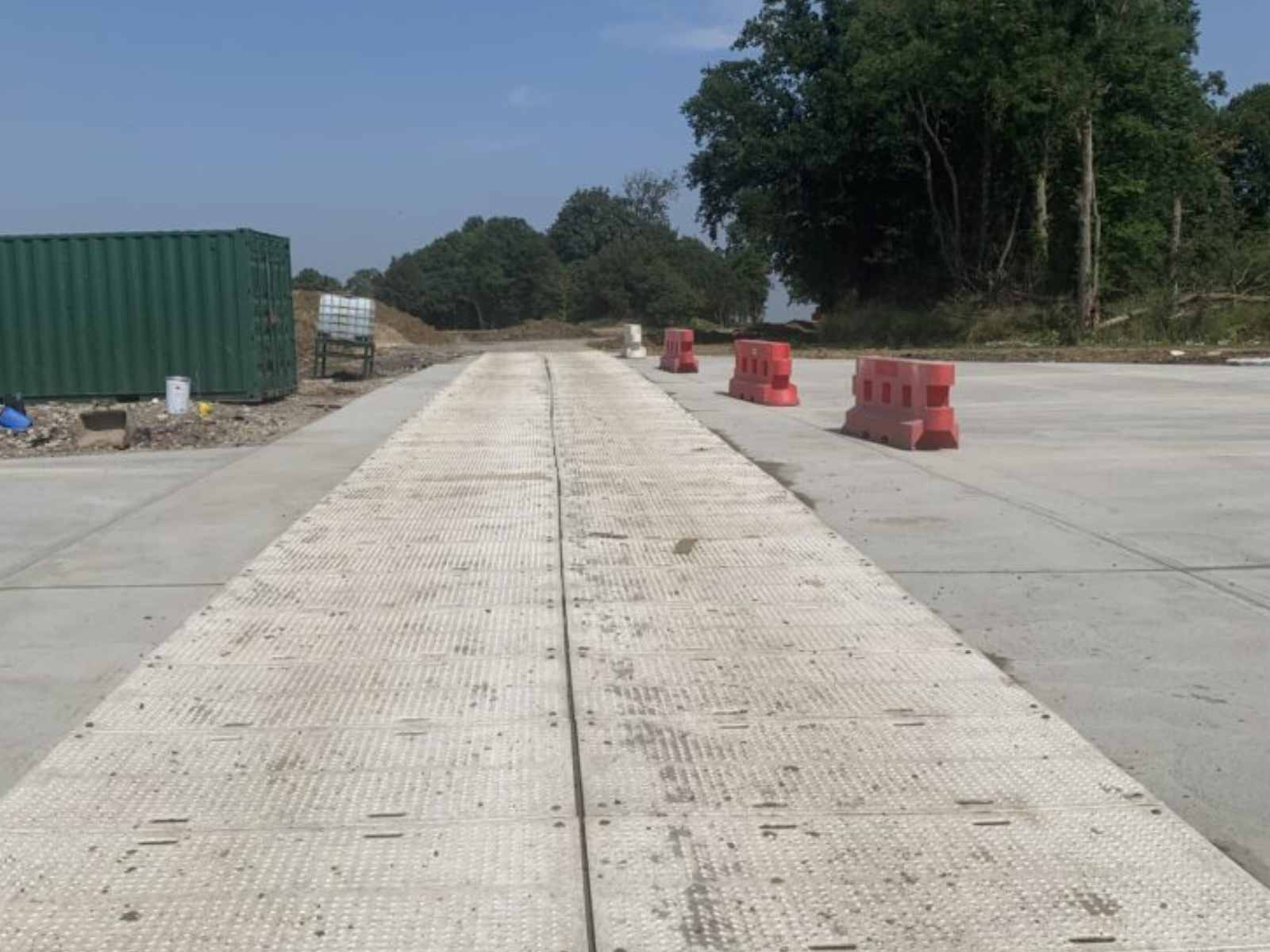 4548E074-8634-44FC-82A5-54D33AE9C3D5-1-768x1024 resize